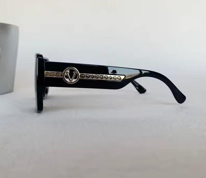 Men Women Punk Vintage Square Designer Letter V Driving UV400 Eyewear Sunglasses