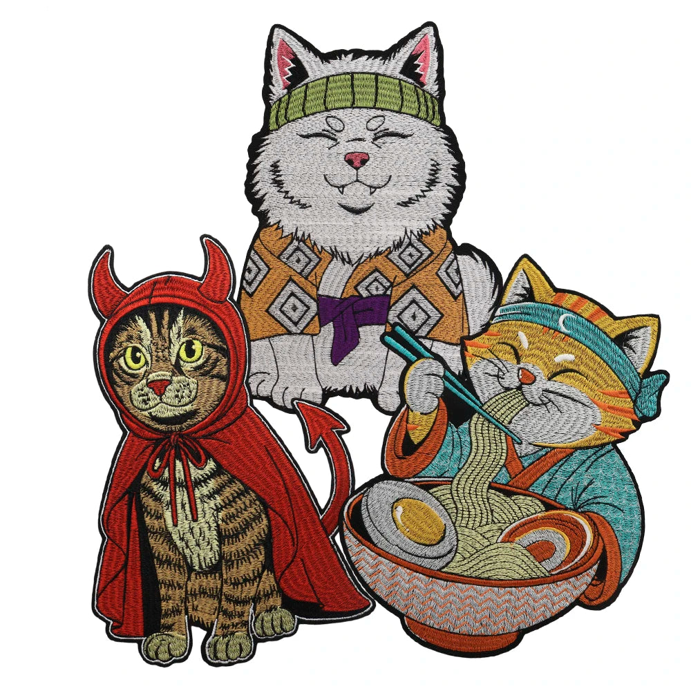 Japanese Cartoon Noodle-Eating Cloak Cat Embroidered Patches Iron on Badges Twill Craft Sticker Clothes