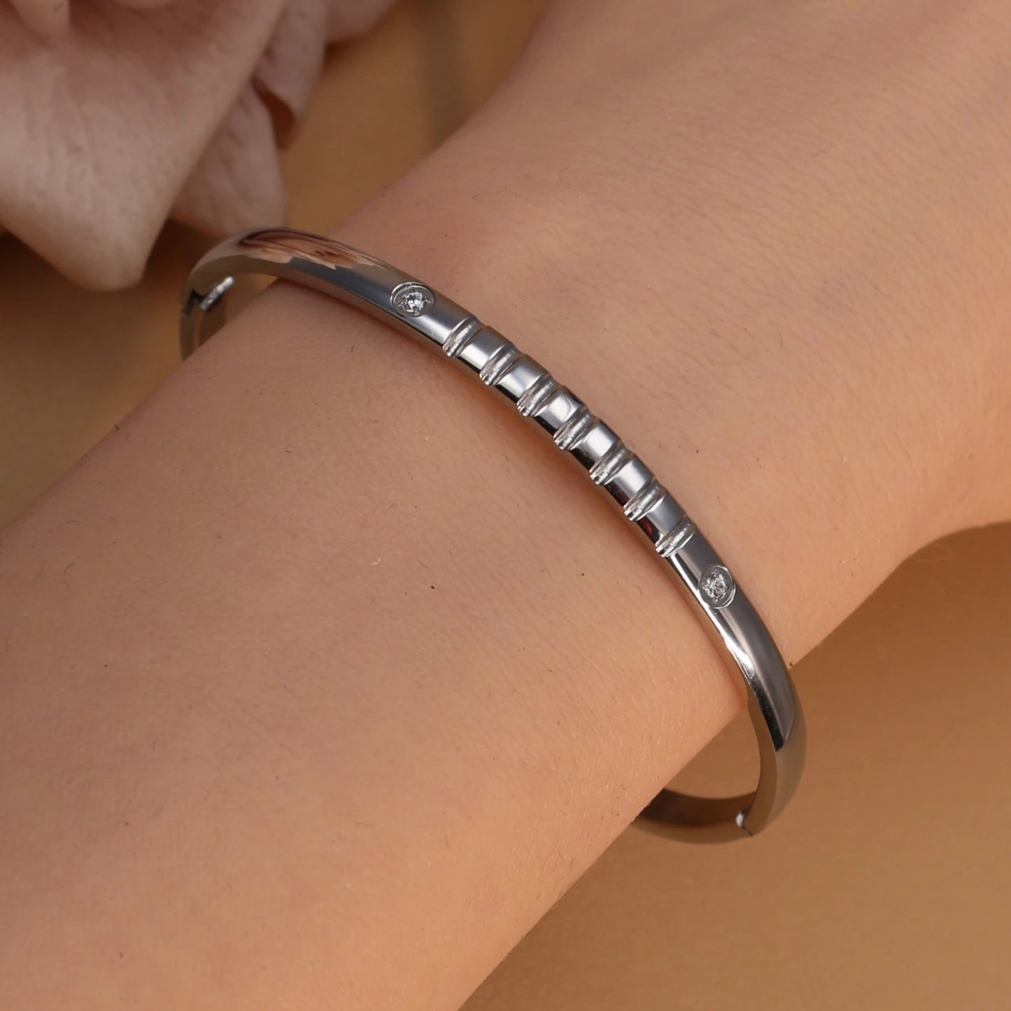 Vintage 18K Plated Stainless Steel Crystal Women's Fashion Bangles Bracelet