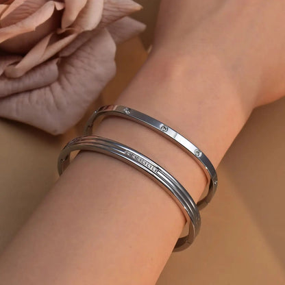 Women Stainless Steel Crystal Square Fashionable Bangle Bracelet Jewelry Gift
