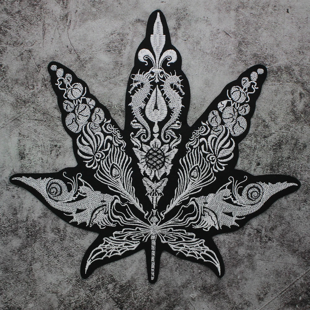 Large Black Snake Embroidery Tiger Maple Leaf Patches for Clothes Patch Stickers DIY Punk Badges for Iron-on Applique