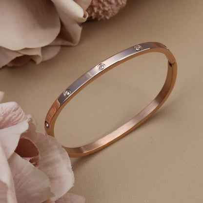 Stainless Steel Zircon Roman Numeral Chain Design Women Bracelet Bangle