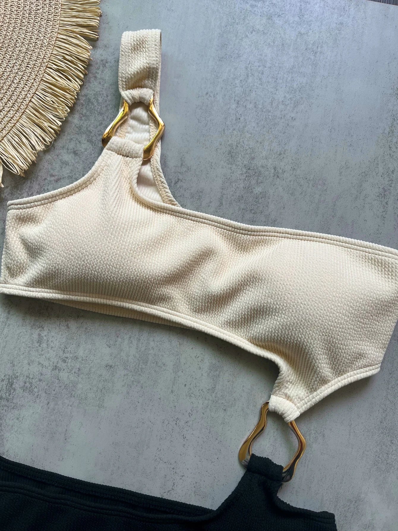 Women Splicing Asymmetric One Shoulder Piece Swimsuit Metal Ring High Cut Bather Bathing Suit