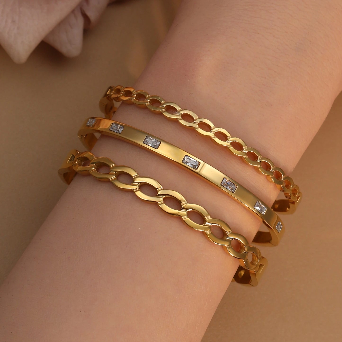 18K Gold Plated Stainless Steel Zircon Chain Hollow Women's Bracelet