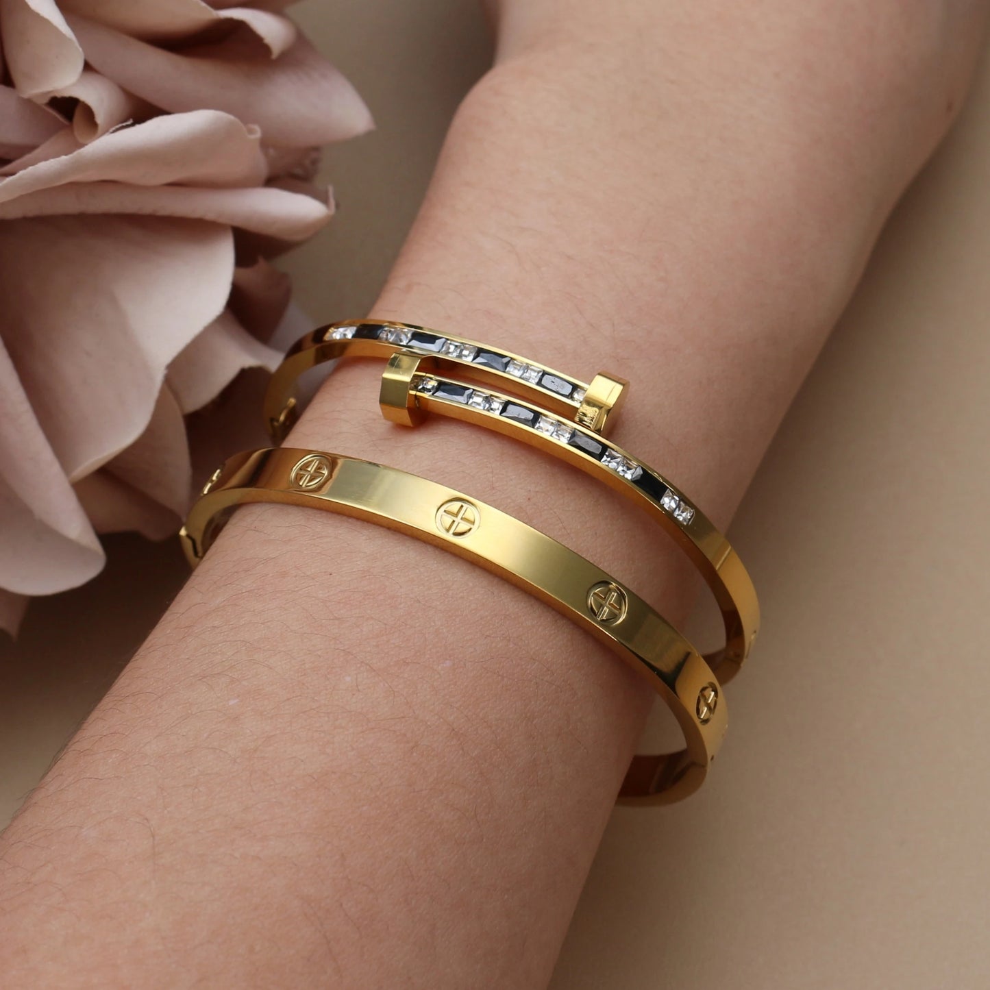 Fashion Cross Crystal Design Stainless Steel Gold Color Stacking Bracelet Bangle