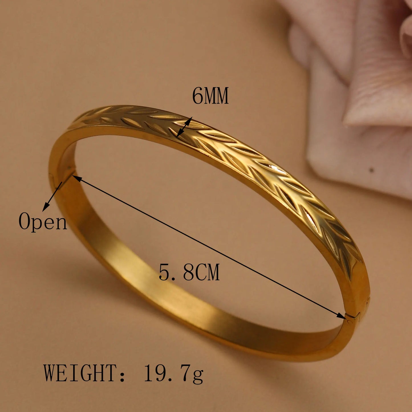 Women stainless steel classic leaf graphic Zircon star bracelet love jewelry gift