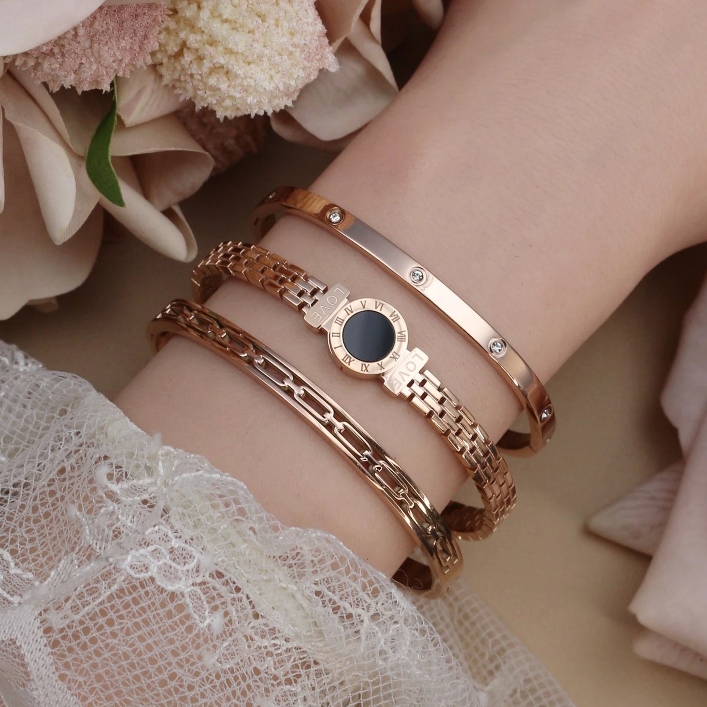 Stainless Steel Zircon Roman Numeral Chain Design Women Bracelet Bangle