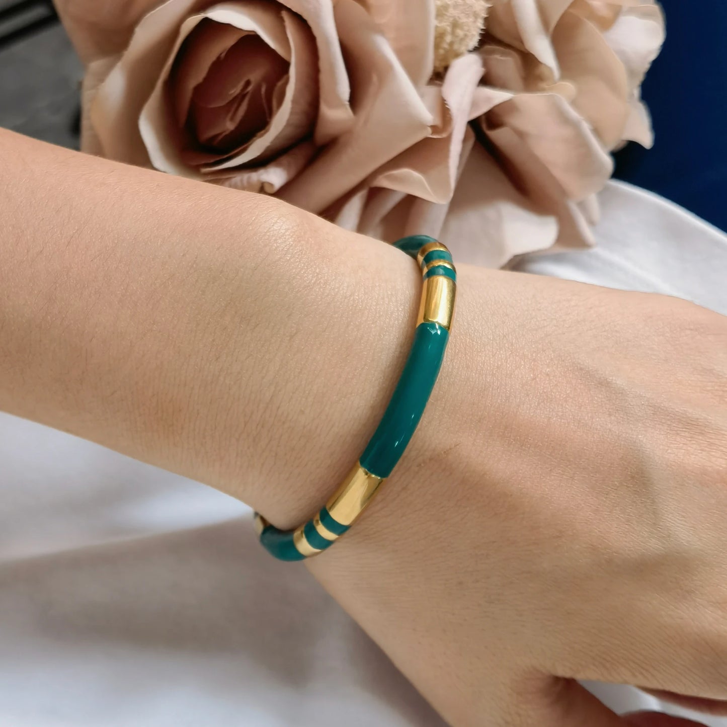 Waterproof High-end Enamel Open Retro Fashion Delicate Bangle Bracelet