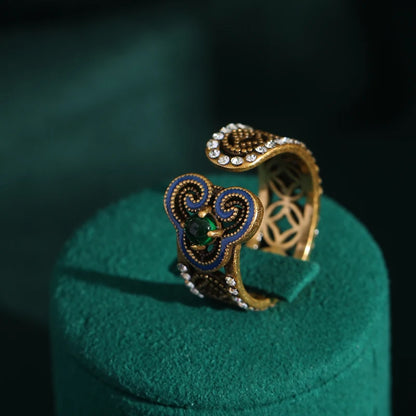 Women Vintage Antique Gold Color Oval Crystal Emerald Round Natural Stone Rings