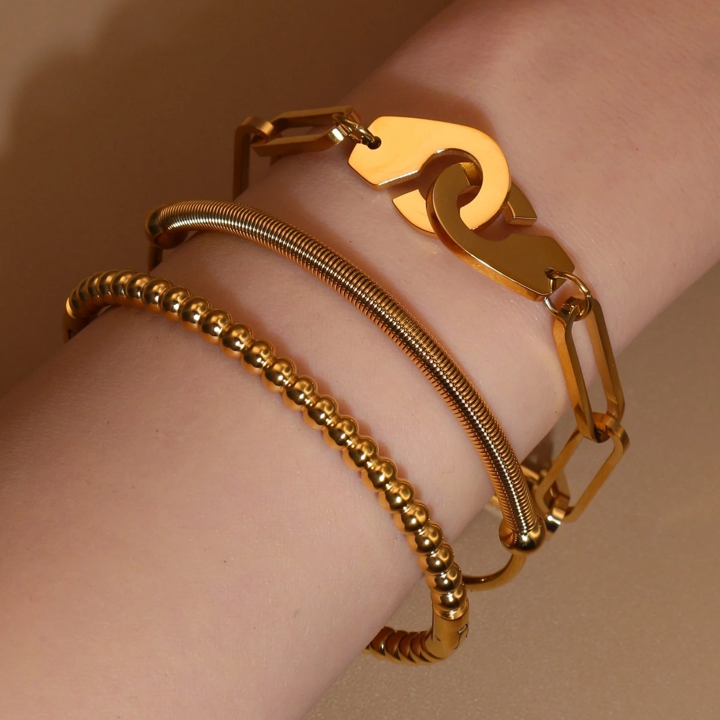 Women 18K Gold-Plated Stainless Steel Bead Open Bracelet Clasp Design Bangles Jewelry