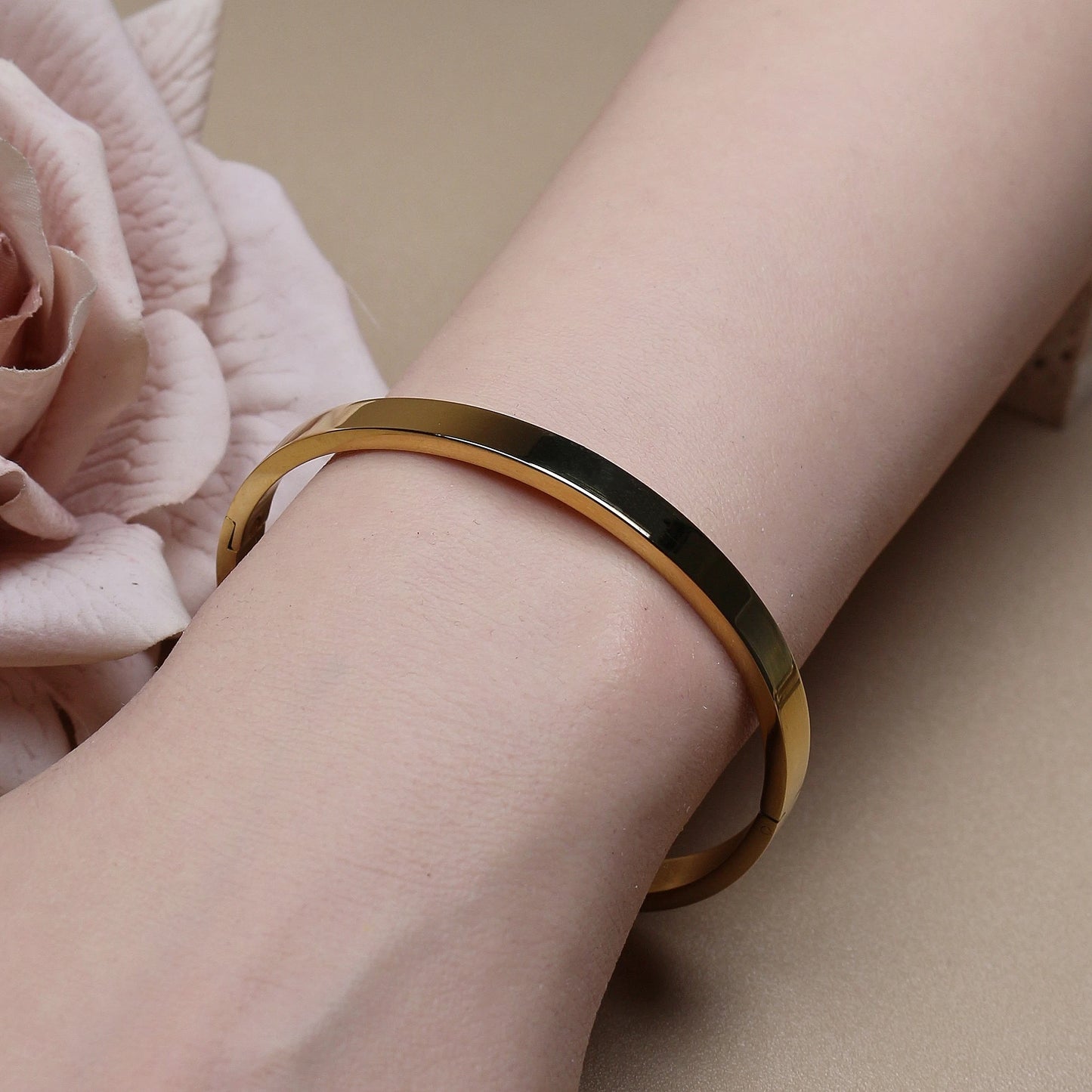 18K Gold Plated Stainless Steel Polished Zircon 50MM Bangles Bracelet