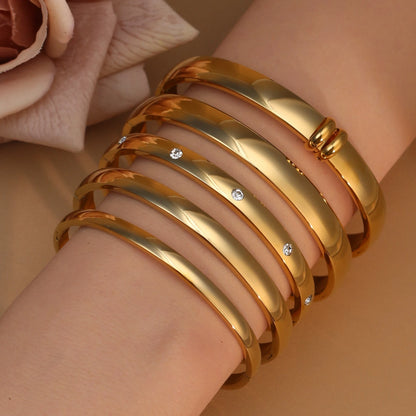 18K Gold-plated Stainless Steel Curved Polished Bangle Bracelet