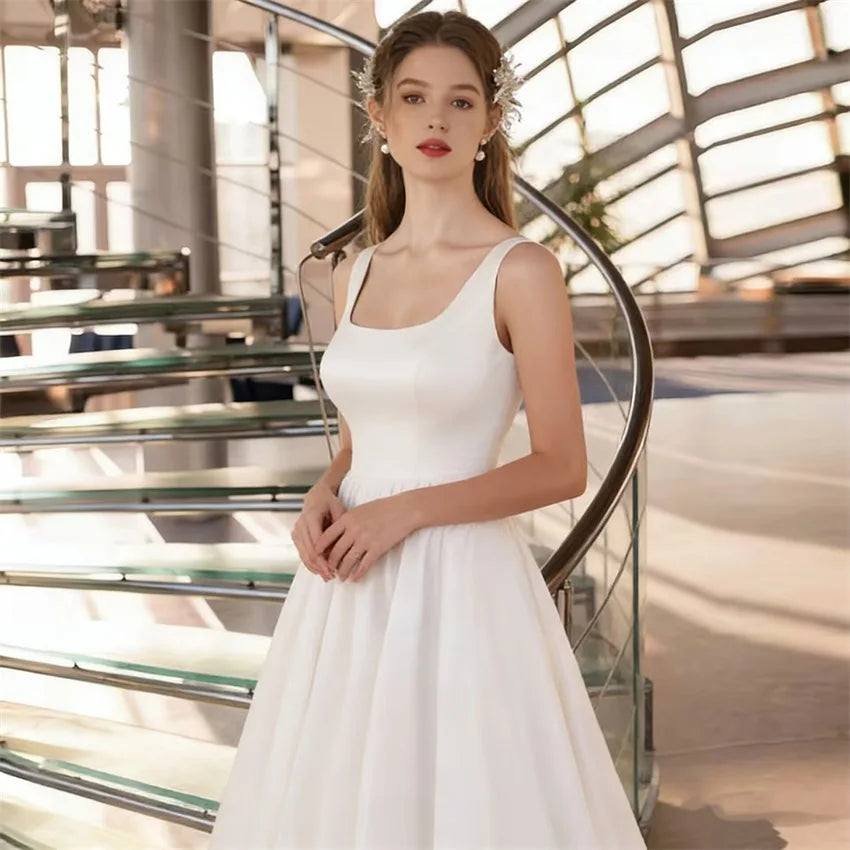 Elegant Backless Satin A-Line Square Neck Sleeveless Bridal Wedding Dress Gowns w/ Pockets