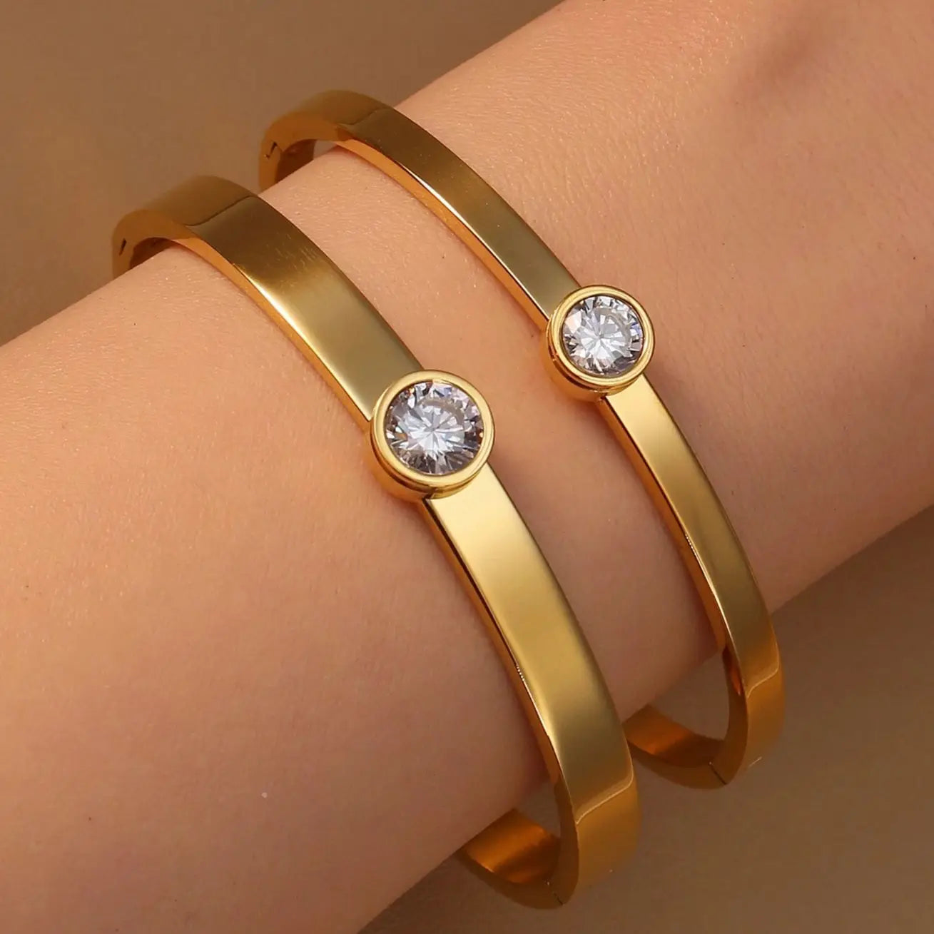 Women Roman Numeral 18k Gold Color Stainless Steel Zircon Bracelet Bangles