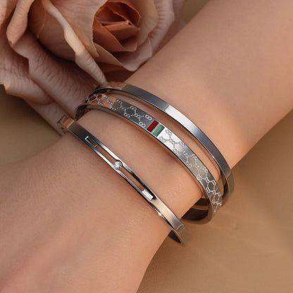 18K Gold Plated Stainless Steel 55MM Red Green Bangles Fashionable Bracelet