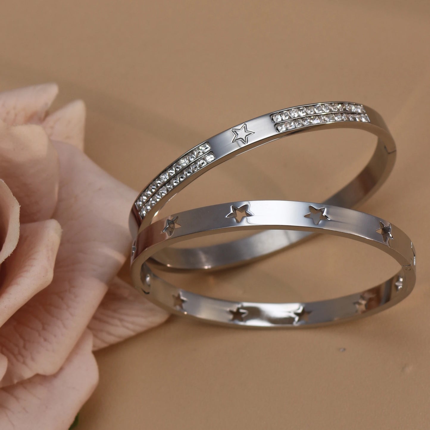 18K Gold Plated Stainless Steel Hollow Star Zircon Bracelet Bangle