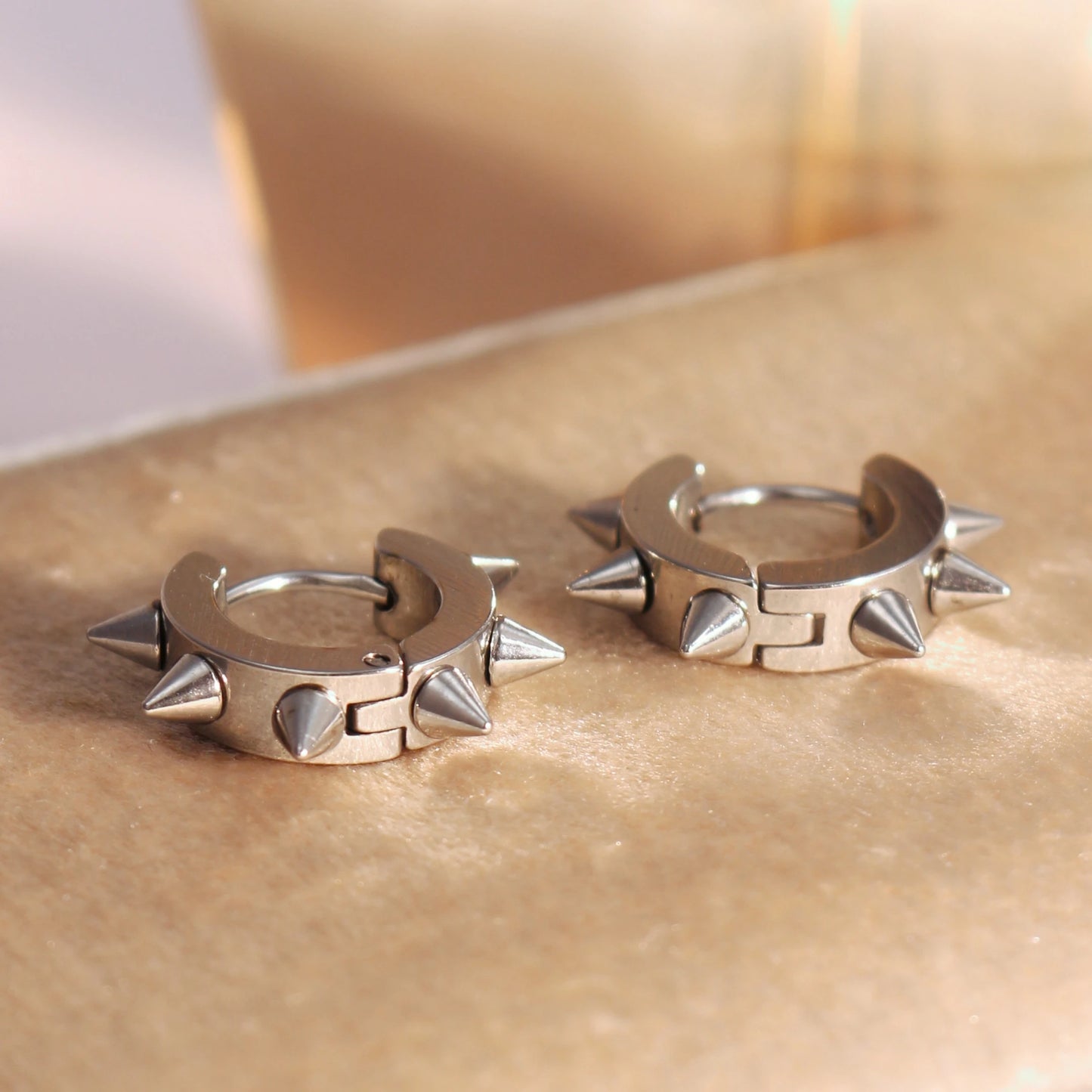 1Pair Women Men Punk Stainless Steel Spiky Thorn Gothic Stud Earrings