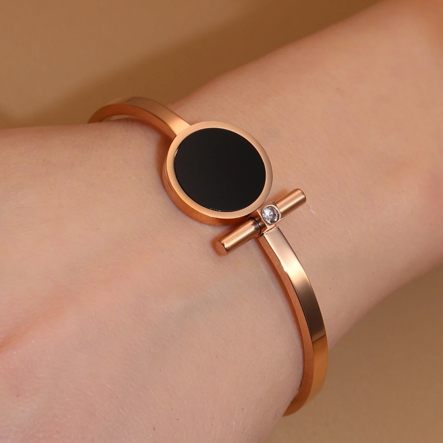 Women 2-In-1Black Acrylic Zirconia Stainless Steel Ring Bangle Bracelet Gifts Set