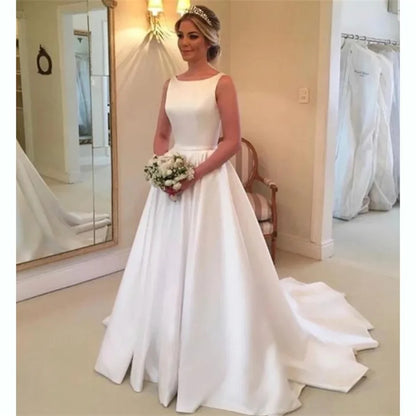 Sexy White Scoop Simple Sleeveless Backless Bride Satin Wedding Evening Gown Party Dress