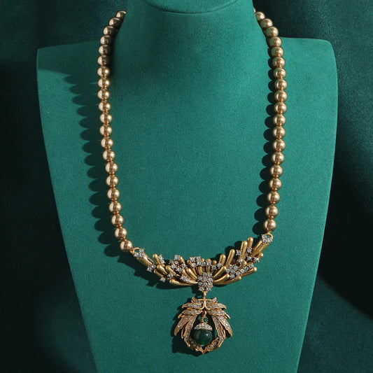 Vinatage Champagne Pearl Rhinestones Bee Antique Gold Color Green Beads Pendant Charm Necklace