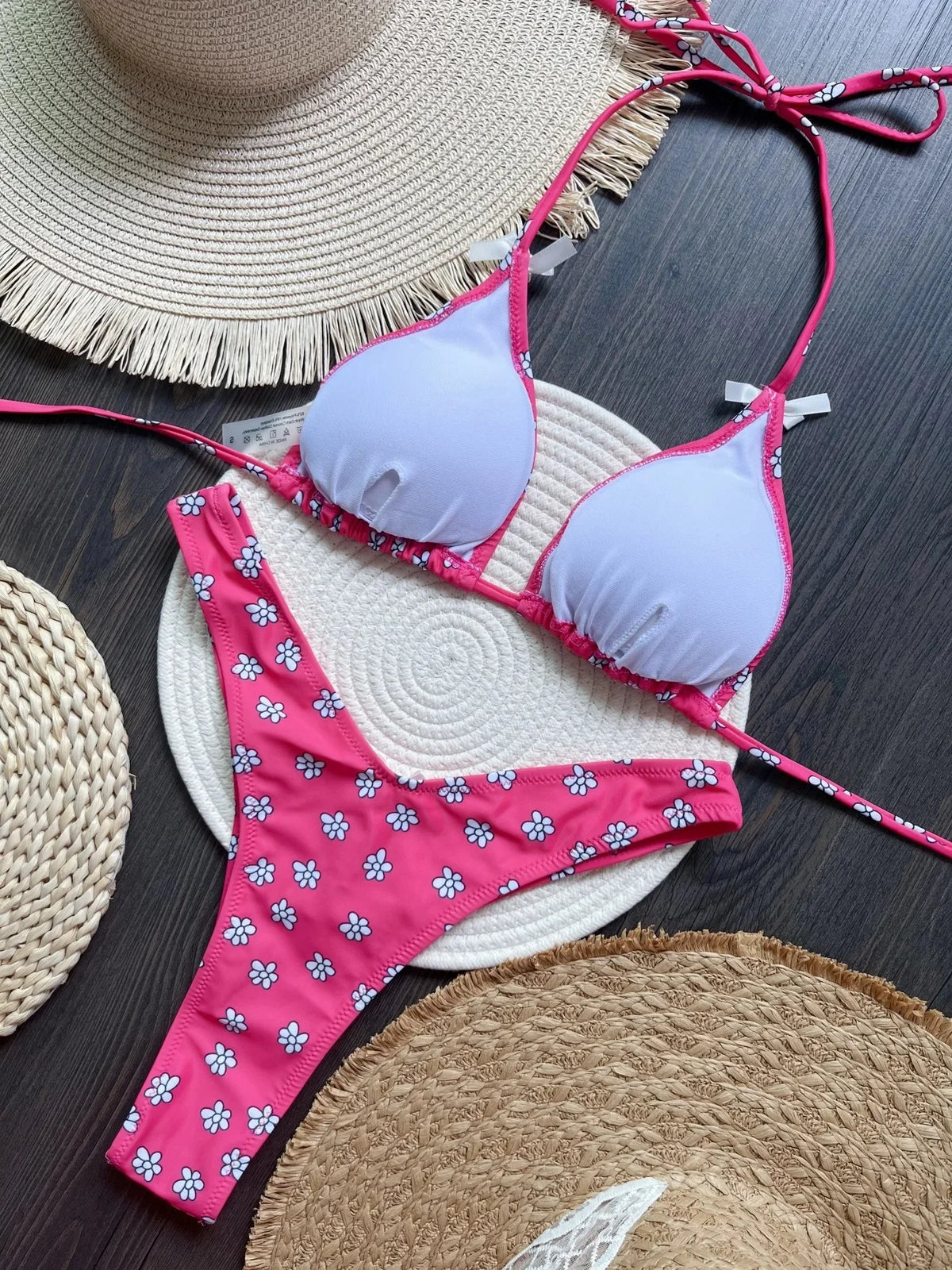 Sexy Flowers Printed Halter High Leg Cut Swimsuit Swimwear Two-pieces Bikini Bathing Suit