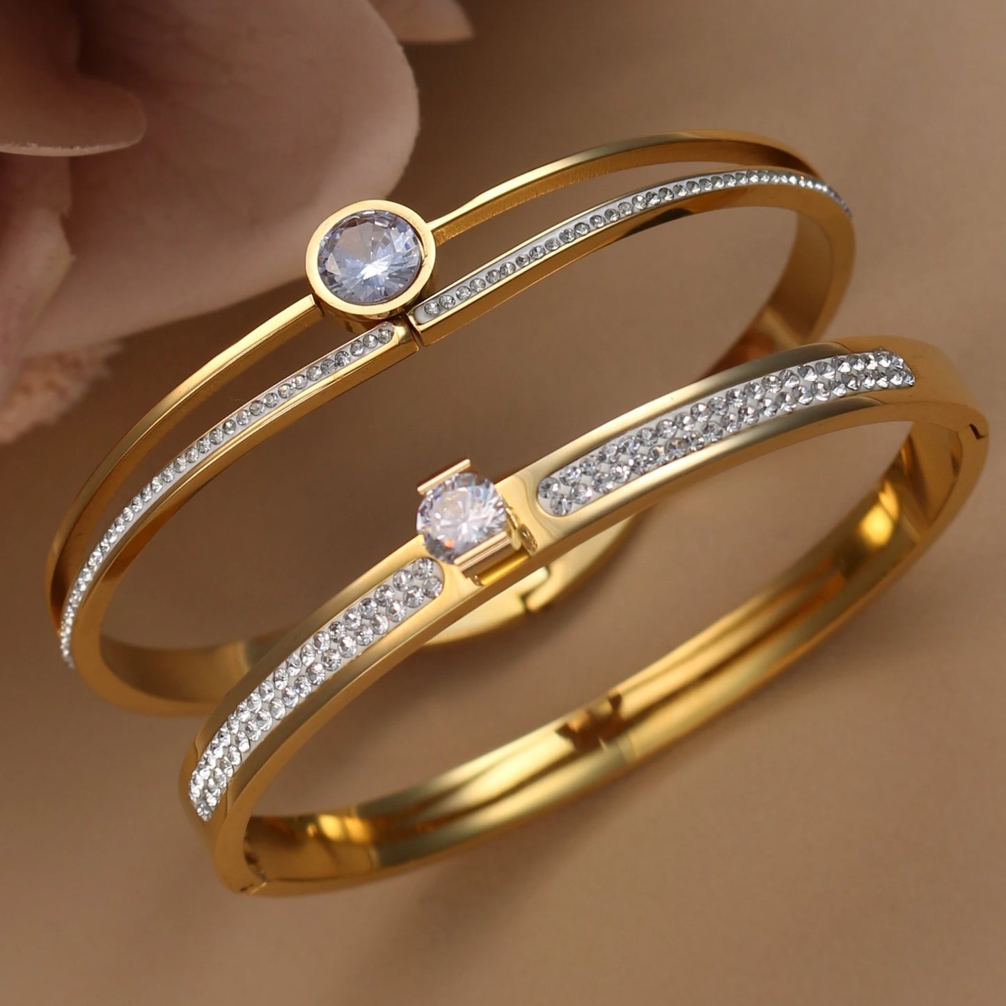 Women Beautiful Stainless Steel 18k Gold Color Bangle Crystal Design Charm Bracelet