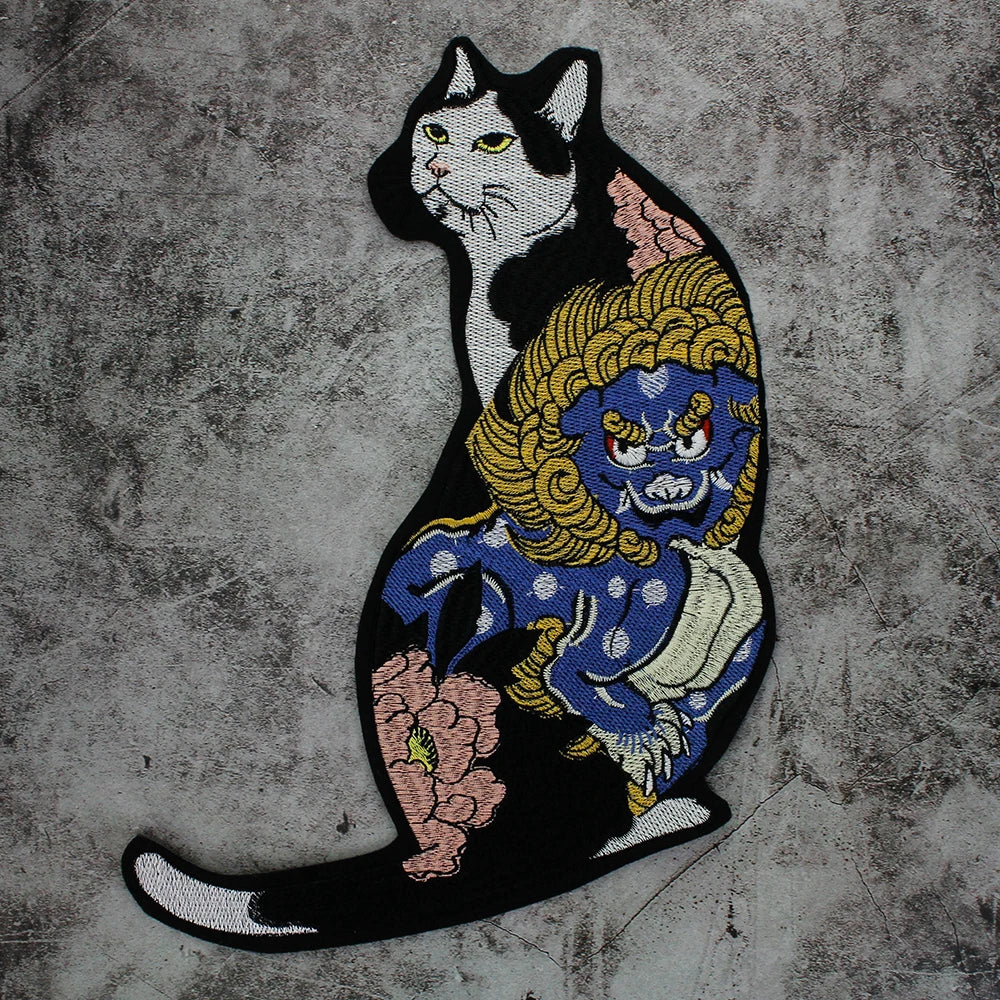 Unique Cartoon Cats Embroidered Patch Appliques Iron on Patches Badge Clothes Sewing