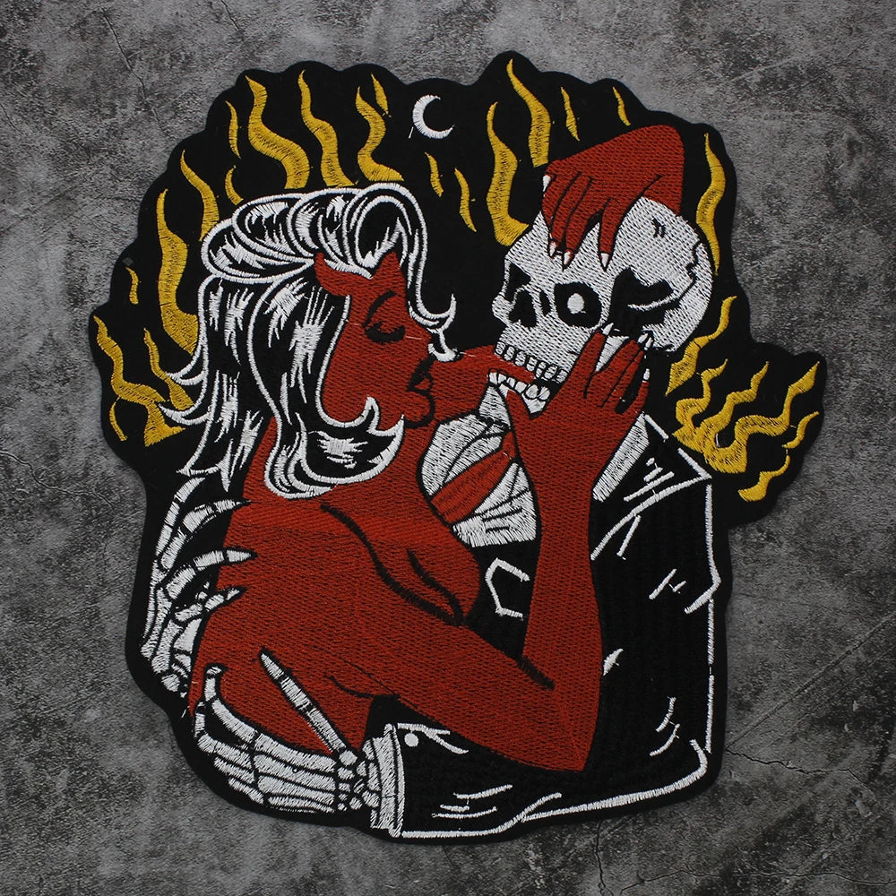 Embroidered Beauty Skull Poisoned Hearts Club Patch Appliques Iron on Patches Badge Clothes Sewing