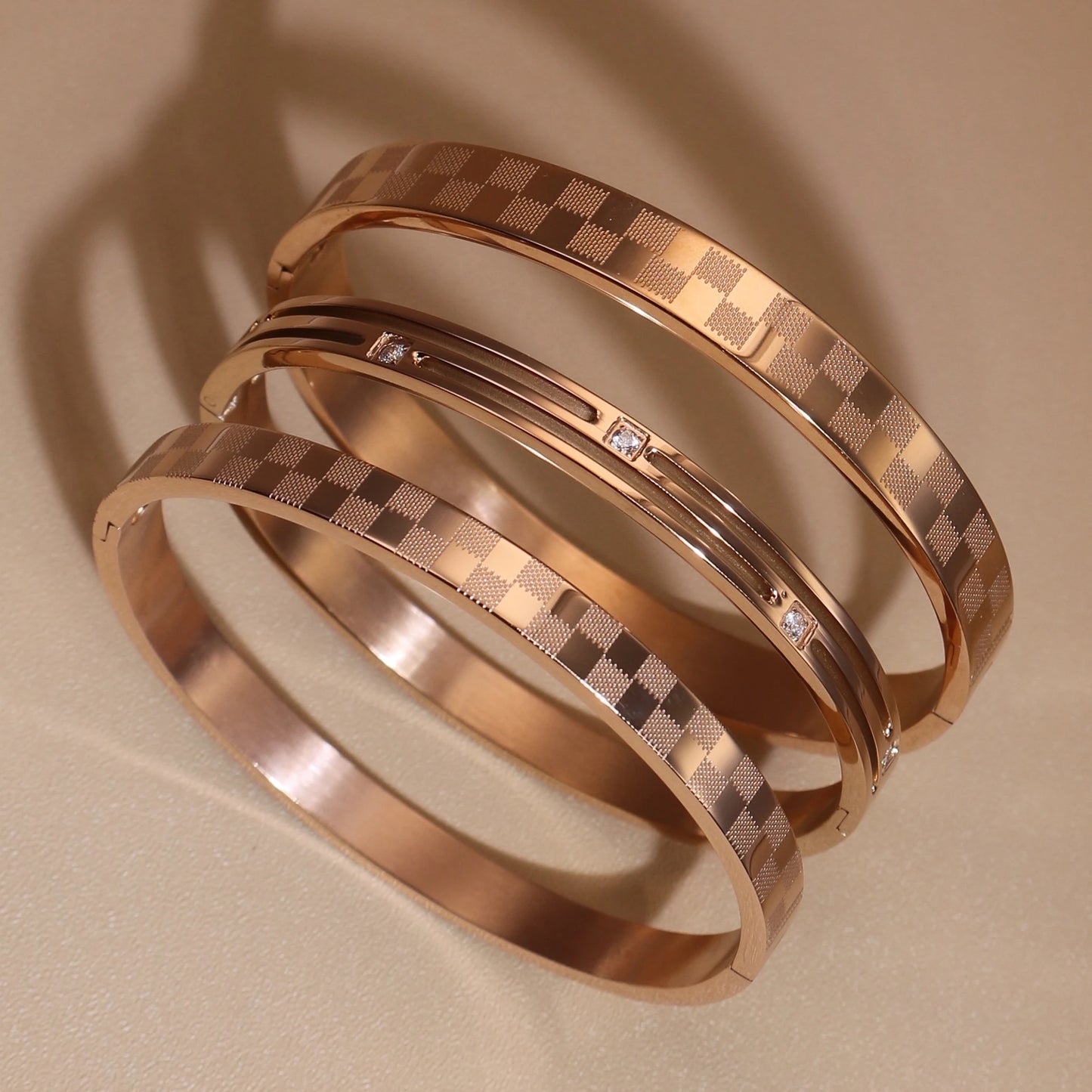 Luxury Polished Checkered Design Stainless Steel Crystal Wedding Party Bangle Bracelet