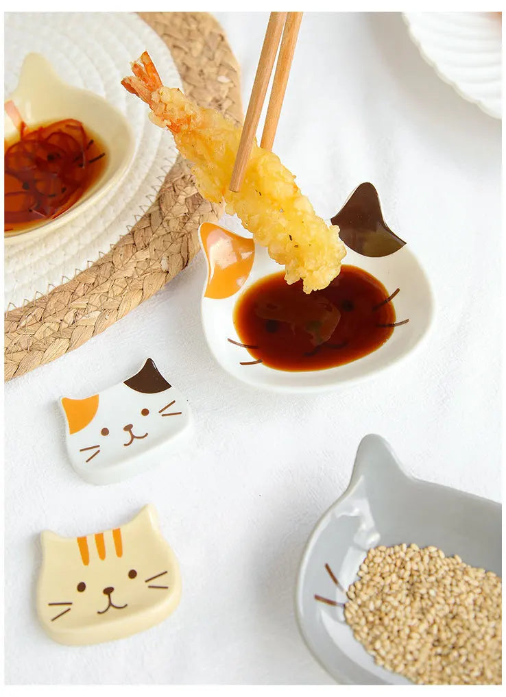 Tiny Japanese Cute Cat Creative Ceramic Dish Porcelain Dipping Saucer Snack Plate Tableware