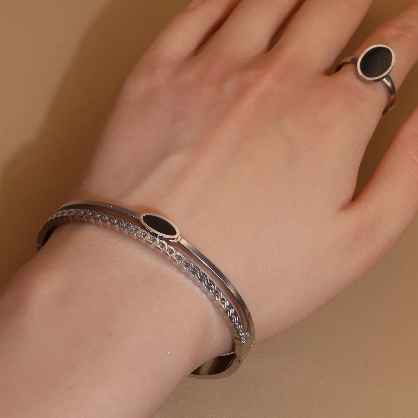 Luxury 2-In-1 Wedding Gold Black Acrylic Stainless Steel Ring Bangles Set