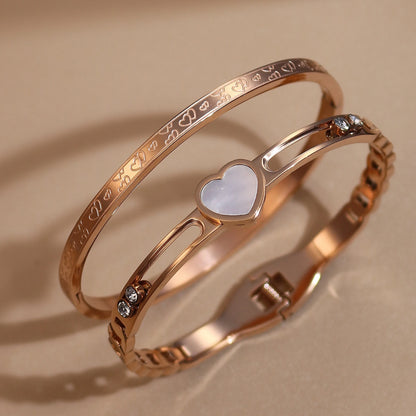 Luxury Heart-Shaped Shell Zircon Design 18K Gold-Plated Stainless Steel Bracelet Bangles
