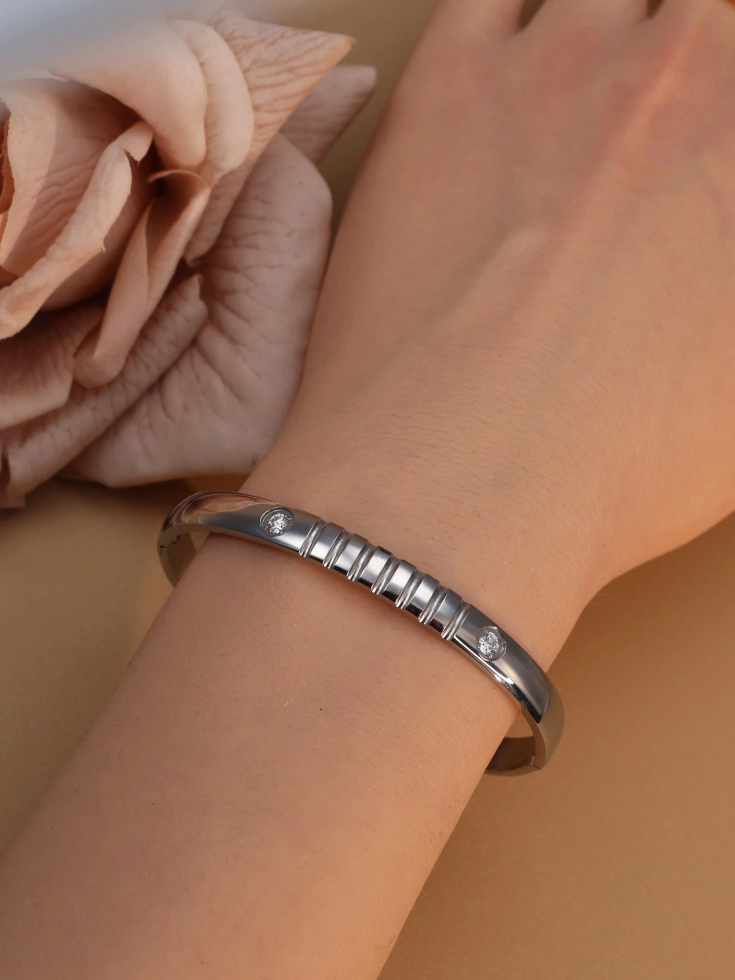 Vintage 18K Plated Stainless Steel Crystal Women's Fashion Bangles Bracelet