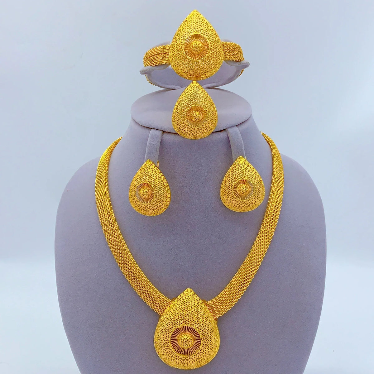 African Indian 24K Gold Plated Women Dubai Wedding Necklace Earrings Bracelets Ring Jewelry Sets