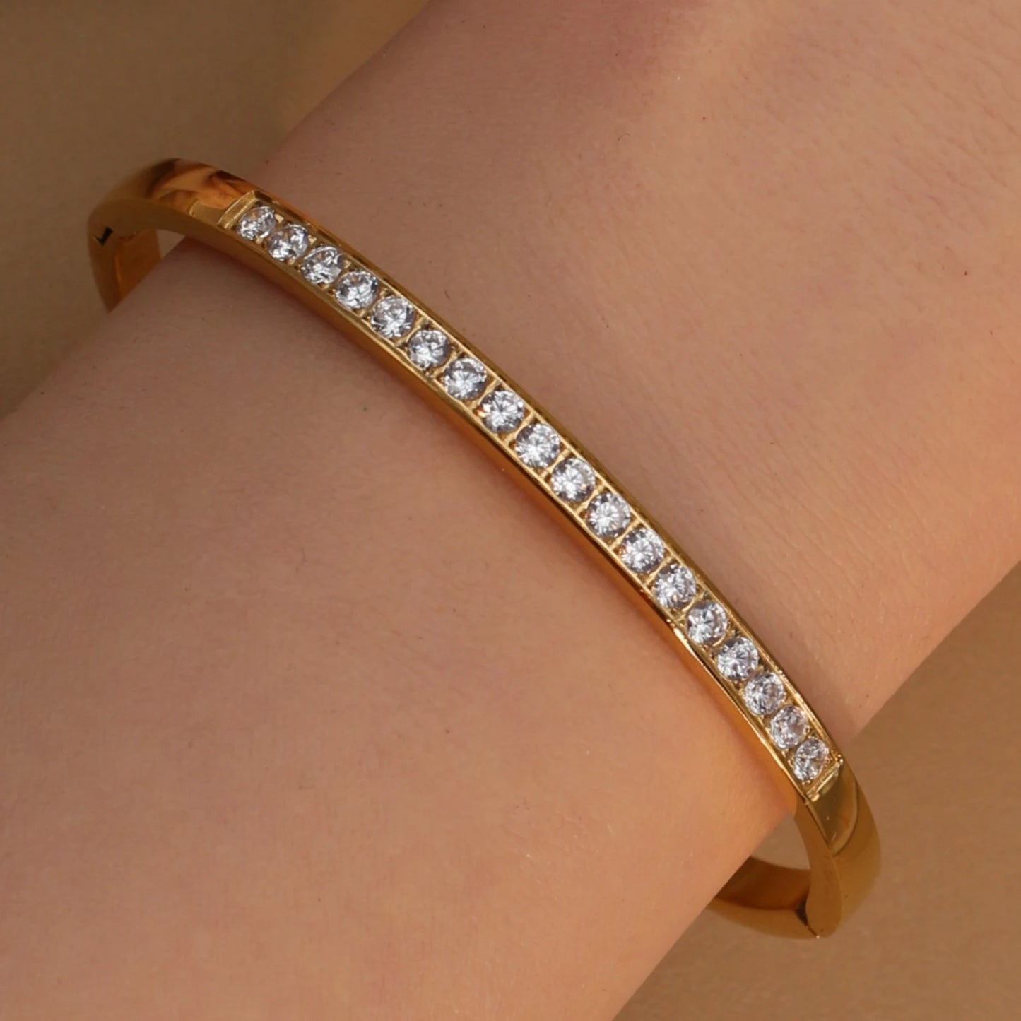 Women Zircon Roman Numeral Stainless Steel Plated 18K Gold Bracelet