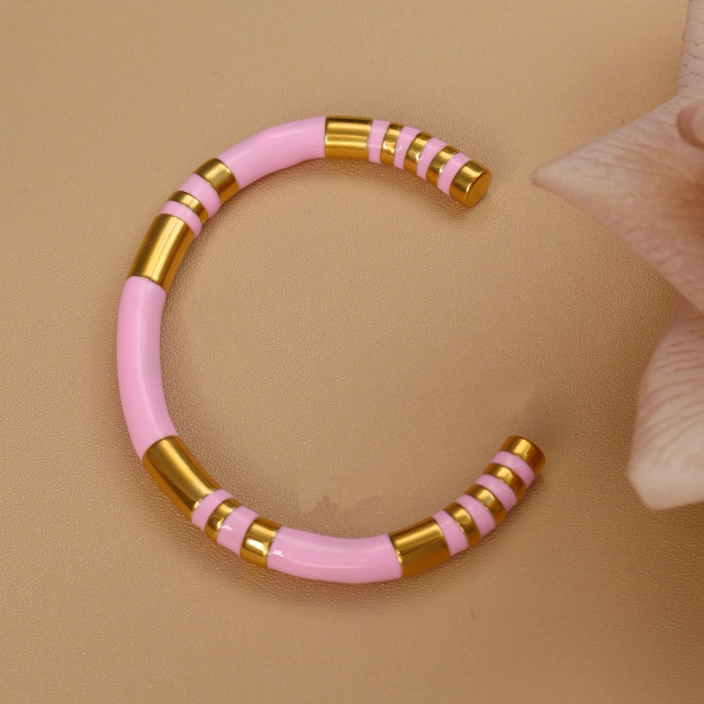 Waterproof High-end Enamel Open Retro Fashion Delicate Bangle Bracelet