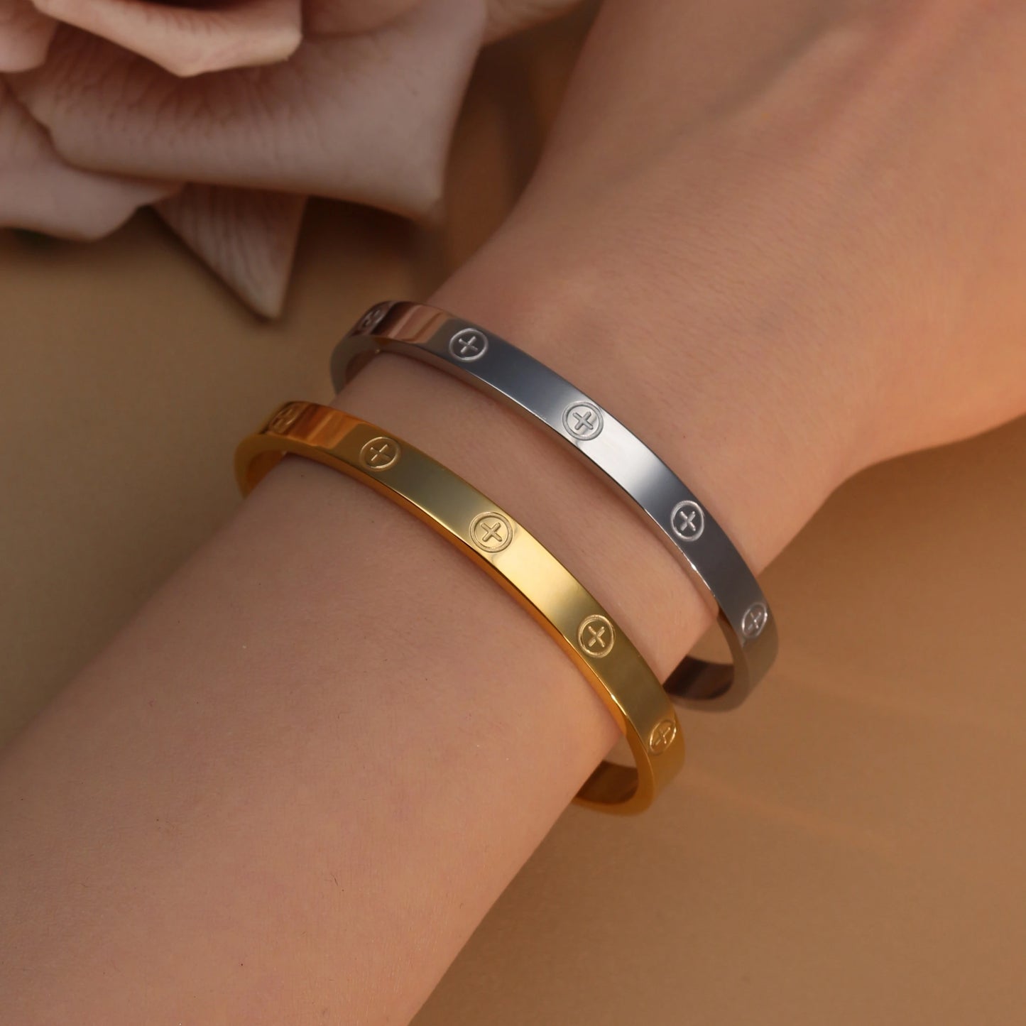 18K Gold-Plated Cross Screwdriver Stainless Steel Zircon Bangle Bracelet Women's Jewelry