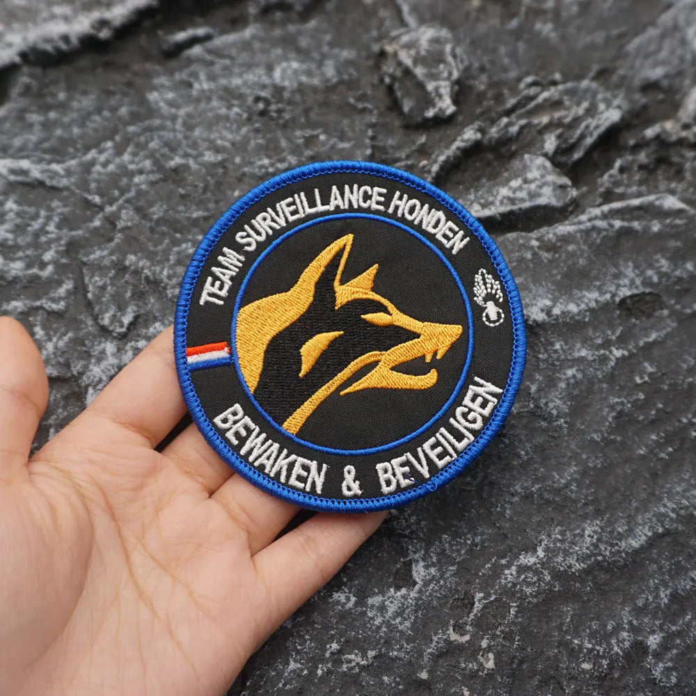 Team Surveillance Honden Bewaken & Beveiligen Embroidered Patch Iron-On Sewing Clothes Patches Applique