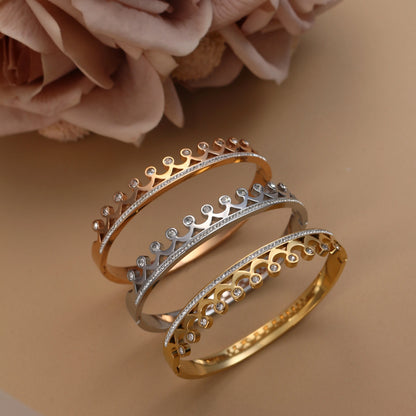 Delicate Crystal Crown LOVE Stainless Steel Gold Color Cutout Design Women's Charm Bracelet