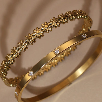 Fashion Crystal Flower Design 18K Gold Plated Bracelet Bangle Women's Jewelry Gift