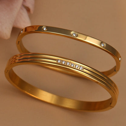 Women Stainless Steel Crystal Square Fashionable Bangle Bracelet Jewelry Gift