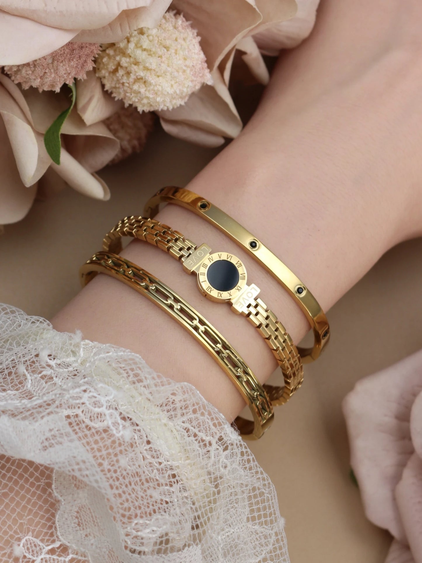 Stainless Steel Zircon Roman Numeral Chain Design Women Bracelet Bangle