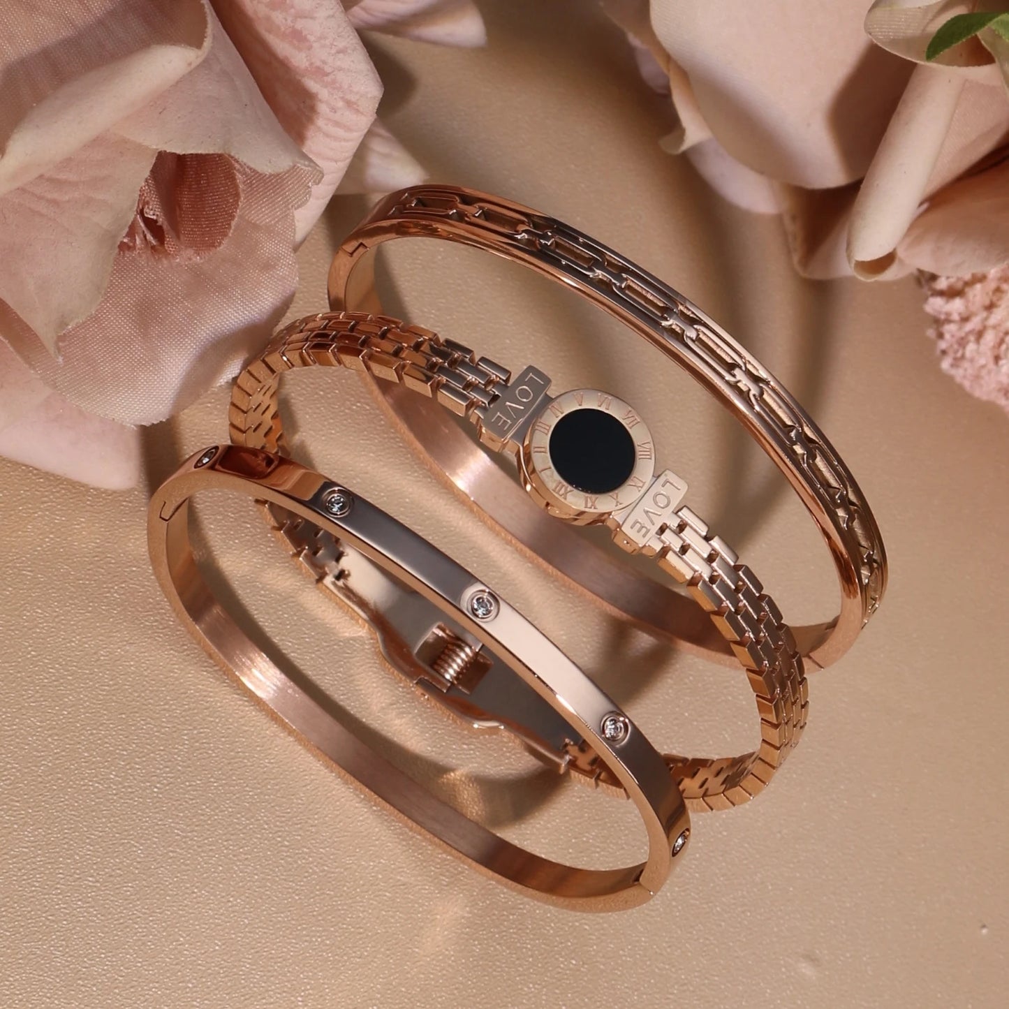 Stainless Steel Zircon Roman Numeral Chain Design Women Bracelet Bangle