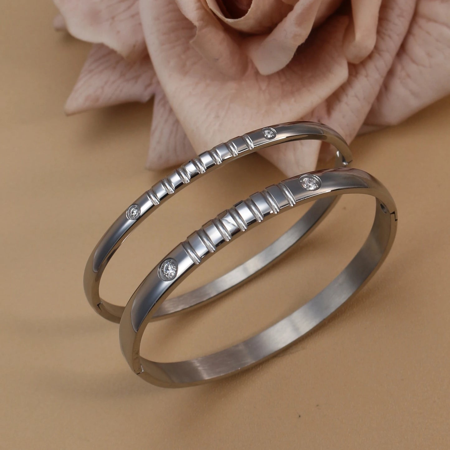 Vintage 18K Plated Stainless Steel Crystal Women's Fashion Bangles Bracelet