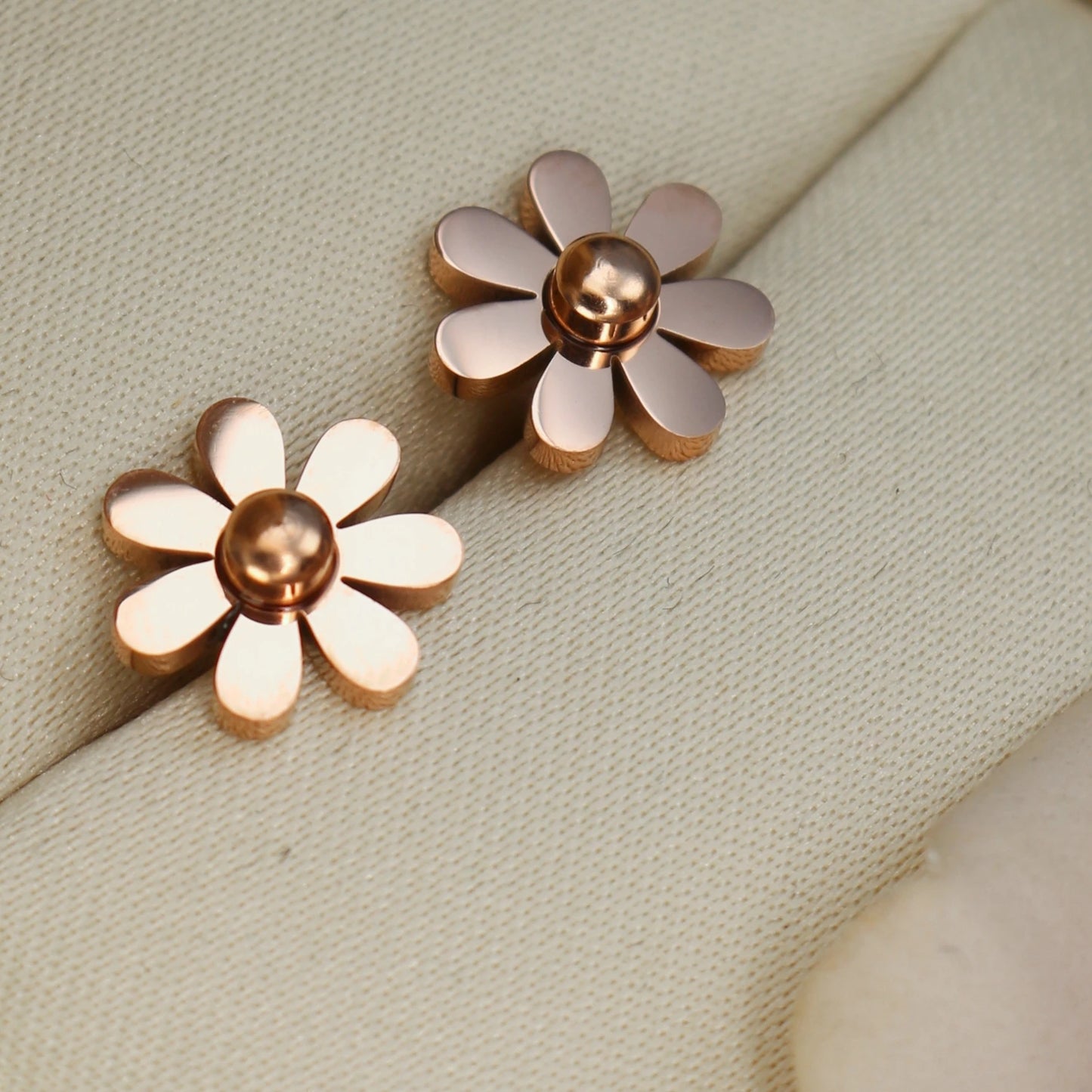 Daisy Women Wedding Stainless Steel Gold Color Charm Stud Earrings