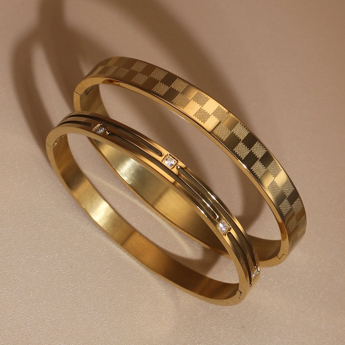 Luxury Polished Checkered Design Stainless Steel Crystal Wedding Party Bangle Bracelet