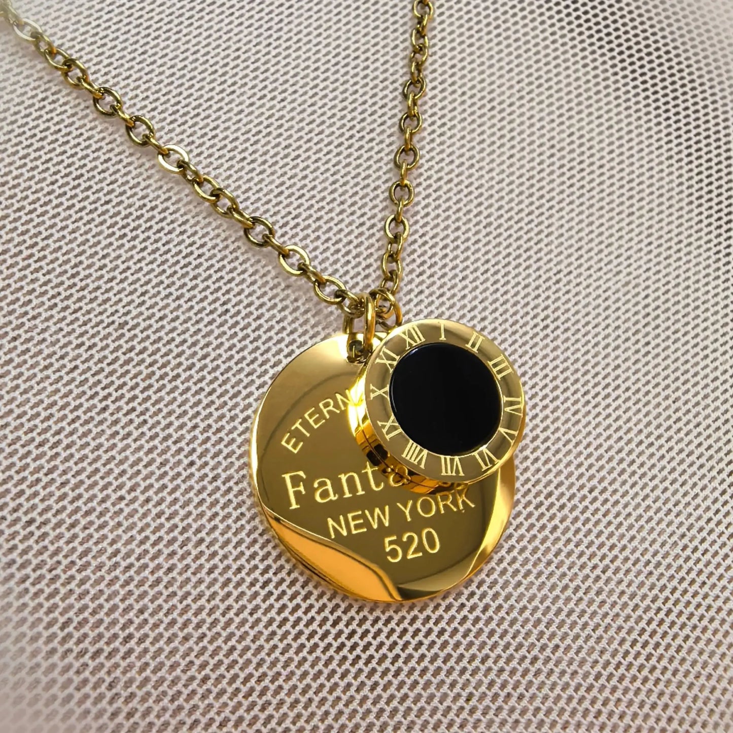 Classic Design Roman Numerals Round Plaque Pendant Titanium Steel Women's Necklace Jewelry Gifts