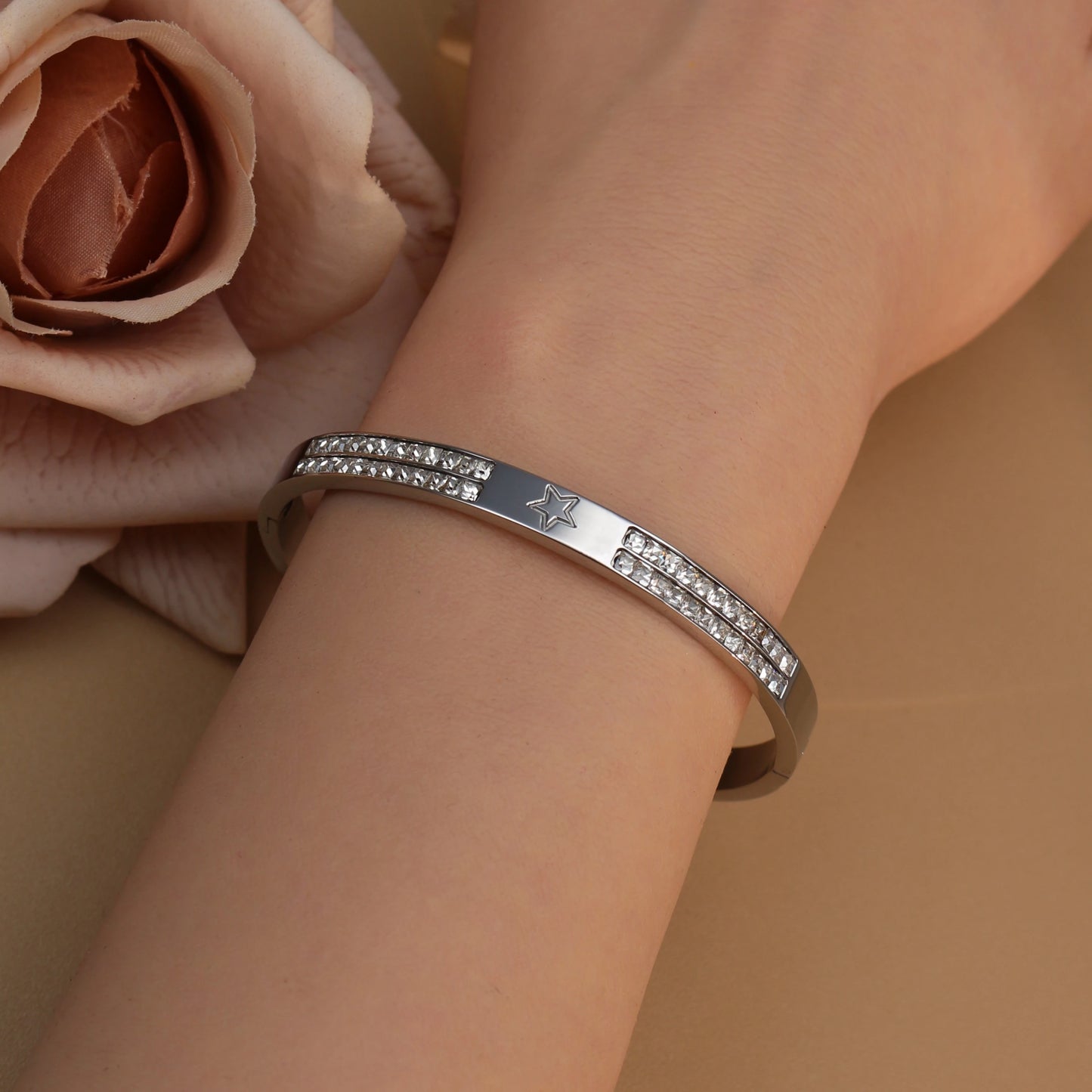 18K Gold Plated Stainless Steel Hollow Star Zircon Bracelet Bangle