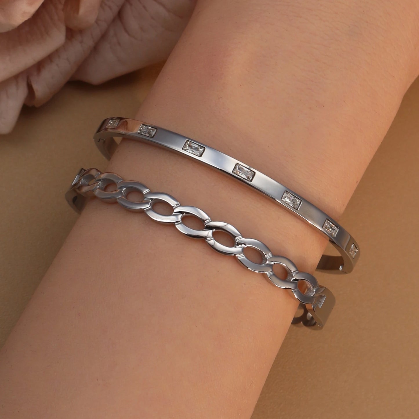18K Gold Plated Stainless Steel Zircon Chain Hollow Women's Bracelet