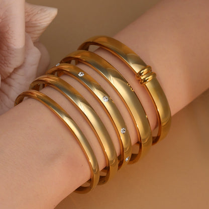 18K Gold-plated Stainless Steel Curved Polished Bangle Bracelet